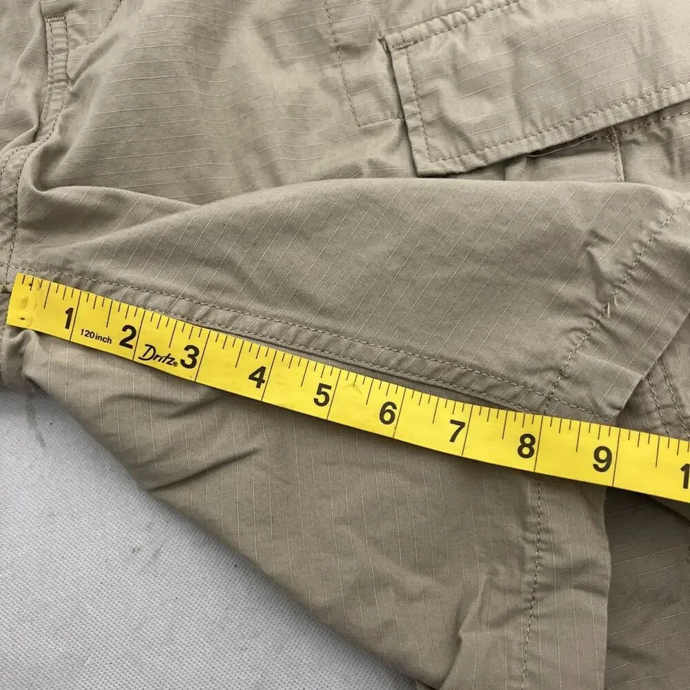 Levi's Strauss Cargo Khaki Tan Shorts Size 36 Men's Rip Stop Longer inseam Y2K - Picture 11 of 11